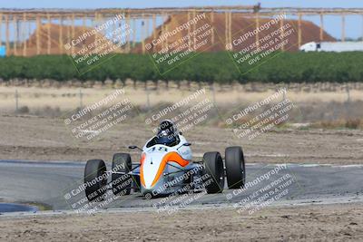 media/Apr-30-2022-CalClub SCCA (Sat) [[98b58ad398]]/Group 3/Race (Grapevine)/